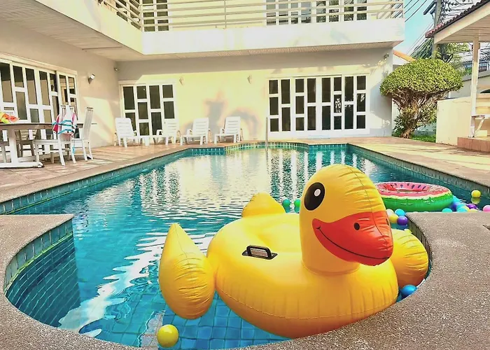 Pool Villa 5Bedroom Cosy Beach Pattaya Big Area Close To The Beach