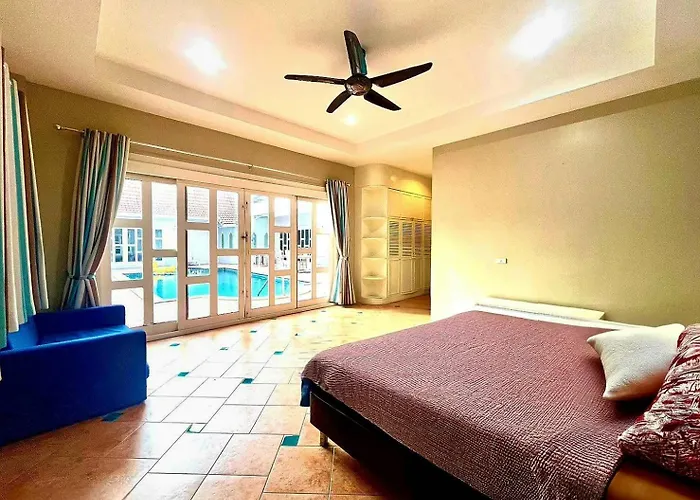 Pool Villa 5Bedroom Cosy Beach Pattaya Big Area Close To The Beach